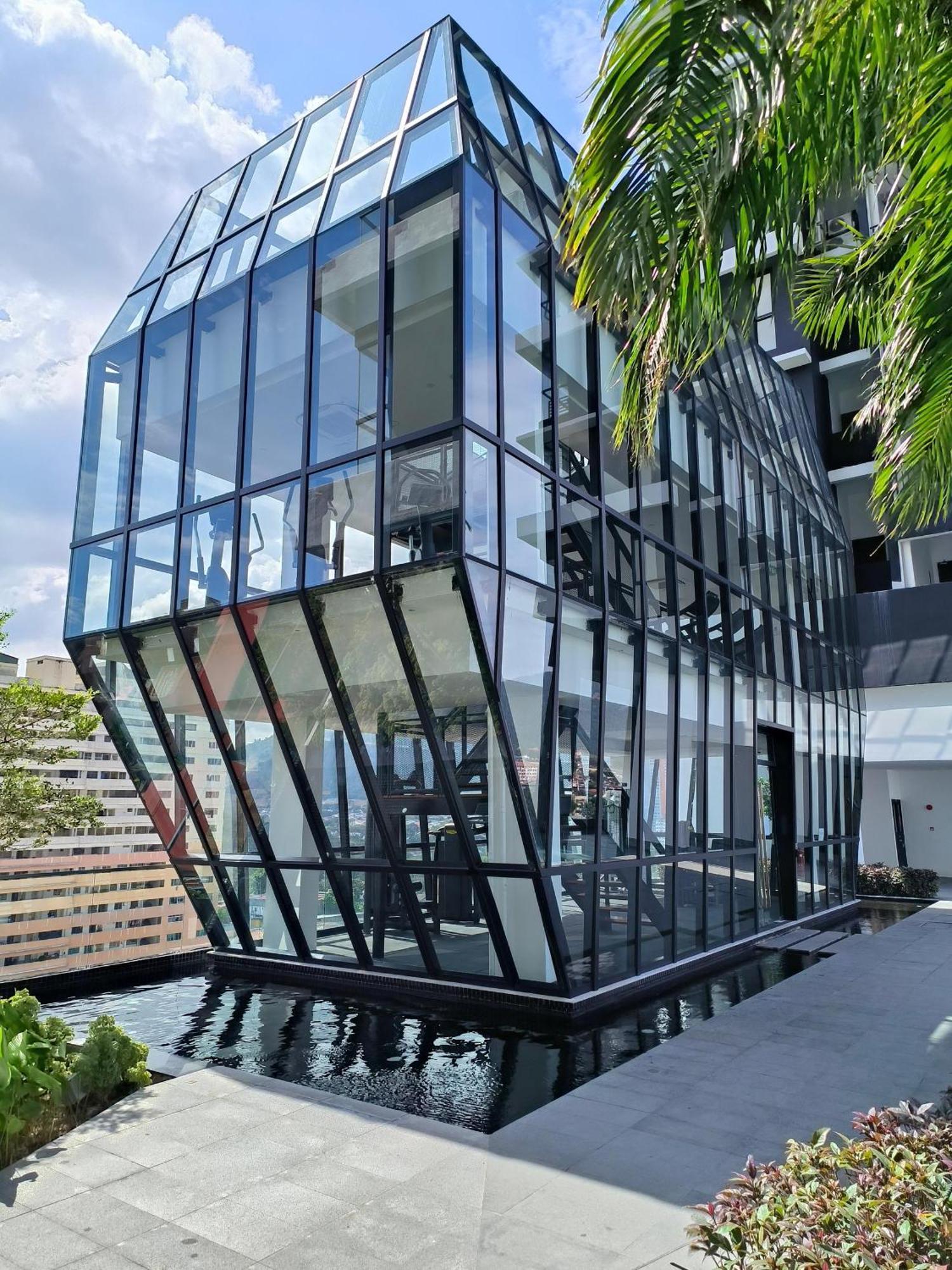 Urban Suites Two Or Three Bedroom Georgetown By Anc Jelutong Bagian luar foto