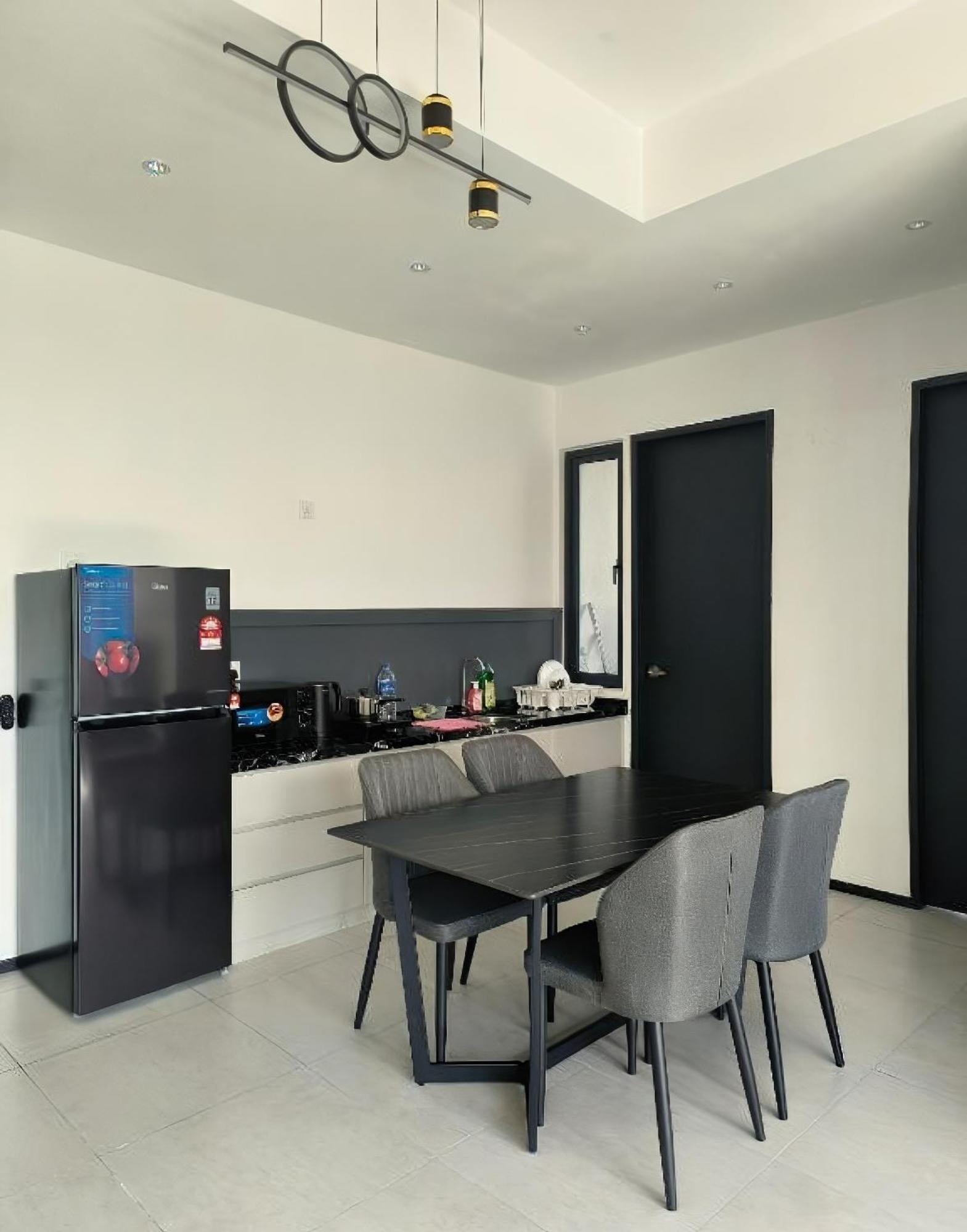 Urban Suites Two Or Three Bedroom Georgetown By Anc Jelutong Bagian luar foto