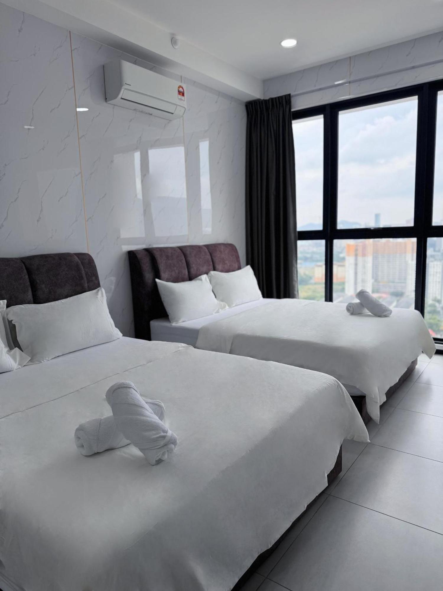 Urban Suites Two Or Three Bedroom Georgetown By Anc Jelutong Bagian luar foto