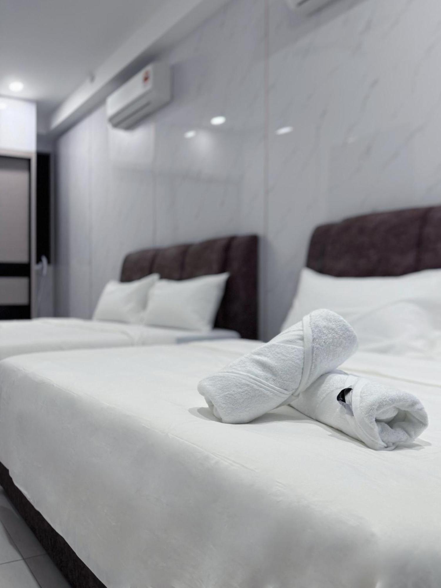 Urban Suites Two Or Three Bedroom Georgetown By Anc Jelutong Bagian luar foto